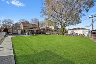 3427 S 58th Ave, Cicero, IL 60804 - Photo 22