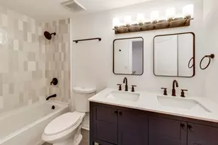 1834 Jamestown Cir, Hoffman Estates, IL 60169 - Photo 10