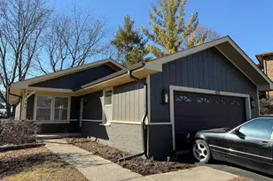 401 S Whispering Hills Dr, Naperville, IL 60540 - Photo 1