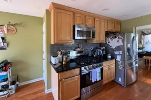 401 S Whispering Hills Dr, Naperville, IL 60540 - Photo 6