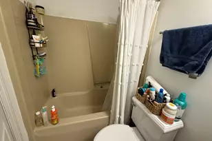 401 S Whispering Hills Dr, Naperville, IL 60540 - Photo 10