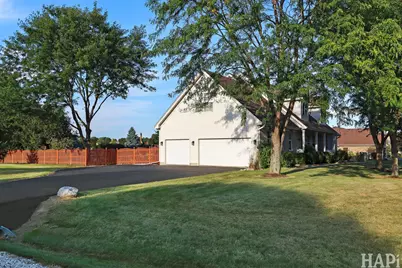2312 Dakota Ridge, Johnsburg, IL 60051 - Photo 2