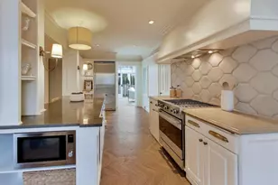 266 W Claremont St, Elmhurst, IL 60126 - Photo 10