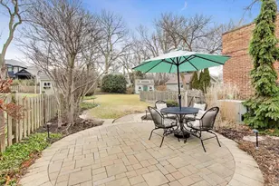 266 W Claremont St, Elmhurst, IL 60126 - Photo 34