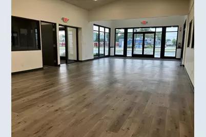 1010 S 7th Street, Rochelle, IL 61068 - Photo 2