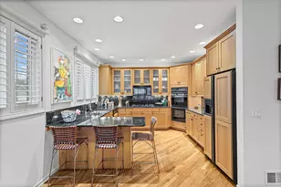 [Address not provided], Northbrook, IL 60062 - Photo 8