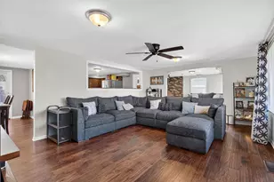 2408 Meridian Dr, Joliet, IL 60431 - Photo 2