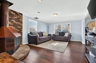 2408 Meridian Dr, Joliet, IL 60431 - Photo 8