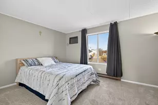 734 N Briar Hill Ln, Addison, IL 60101 - Photo 12