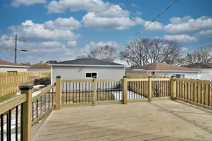 7509 N Oleander Ave, Chicago, IL 60631 - Photo 40