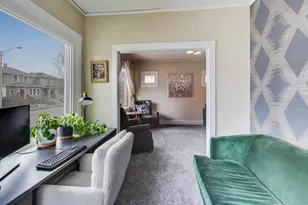 1161 S Ridgeland Ave, Oak Park, IL 60304 - Photo 14