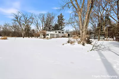 8 E Rollins Road, Round Lake Beach, IL 60073 - Photo 2