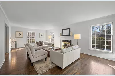 722 Forest Hill Road, Lake Forest, IL 60045 - Photo 8