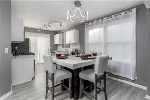 823 Heather Ln, Ottawa, IL 61350 - Photo 4