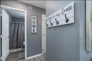 823 Heather Ln, Ottawa, IL 61350 - Photo 6