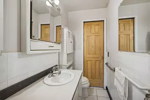 3821 Cheyenne Rd, Gurnee, IL 60031 - Photo 10