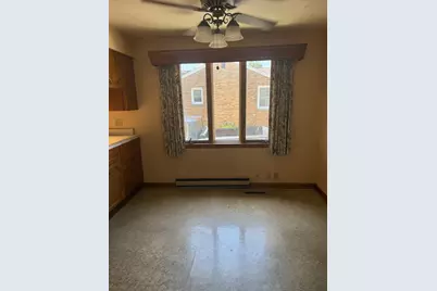 503 E Main Street, Morrison, IL 61270 - Photo 6