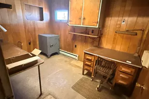 503 E Main St, Morrison, IL 61270 - Photo 24