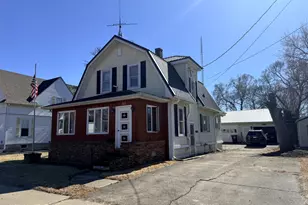 503 E Main St, Morrison, IL 61270 - Photo 2