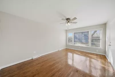 8121 S Commercial Avenue, Chicago, IL 60617 - Photo 2