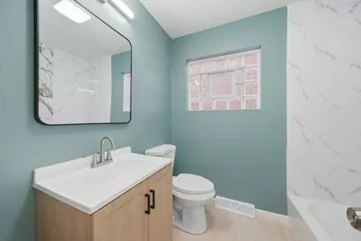 8121 S Commercial Avenue, Chicago, IL 60617 - Photo 8