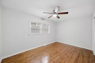 8121 S Commercial Ave, Chicago, IL 60617 - Photo 10