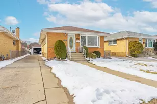3640 Hawthorne St, Franklin Park, IL 60131 - Photo 2