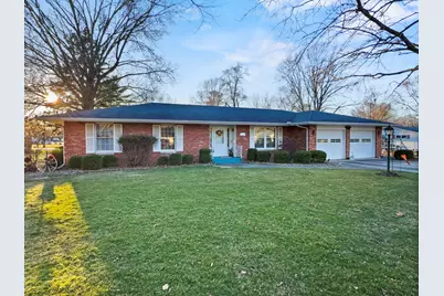 447 S Ralph Street, Watseka, IL 60970 - Photo 2