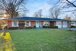 447 S Ralph St, Watseka, IL 60970 - Photo 2