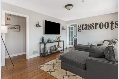 959 W Ogden Avenue, Naperville, IL 60563 - Photo 6