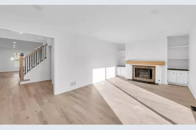 [Address not provided], Buffalo Grove, IL 60089 - Photo 14