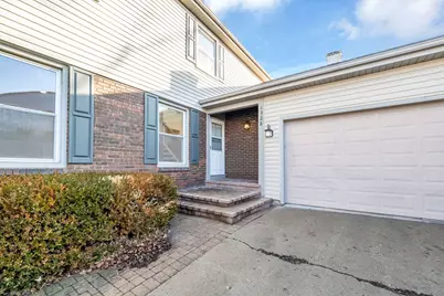 [Address not provided], Buffalo Grove, IL 60089 - Photo 2