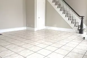 371-373 Cedar St, Aurora, IL 60506 - Photo 4