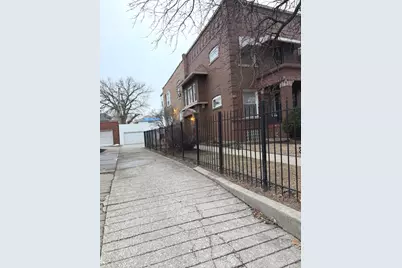 7332 S Luella Avenue, Chicago, IL 60649 - Photo 8