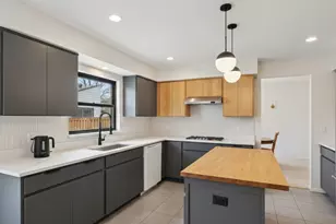 4141 Longmeadow Rd, Downers Grove, IL 60515 - Photo 20