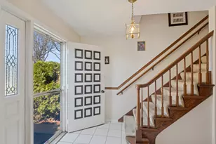 4141 Longmeadow Rd, Downers Grove, IL 60515 - Photo 2