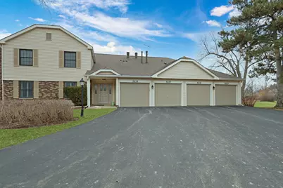 5231 Rockpointe Court #5231, Gurnee, IL 60031 - Photo 1