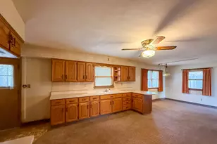 116 Tuggle Dr, Cherry Valley, IL 61016 - Photo 4