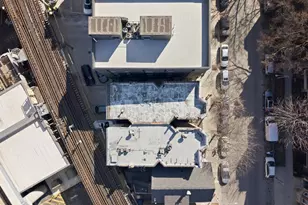 3343 N Sheffield Ave, Chicago, IL 60657 - Photo 42