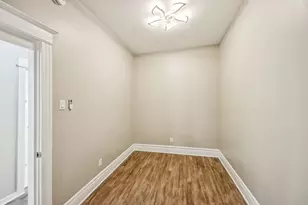 3918 W Fillmore St, Chicago, IL 60624 - Photo 12