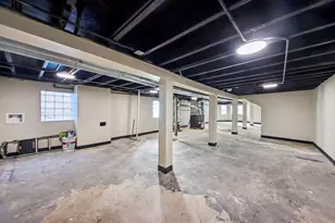 3918 W Fillmore St, Chicago, IL 60624 - Photo 46