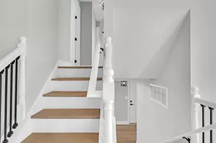 17720 Winston Dr, Country Club Hills, IL 60478 - Photo 12