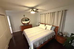 8515 N Ozanam Ave, Niles, IL 60714 - Photo 10