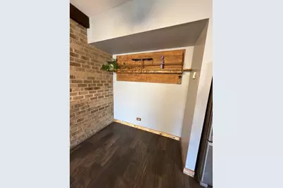 203 Kenneth Circle, Elgin, IL 60120 - Photo 12