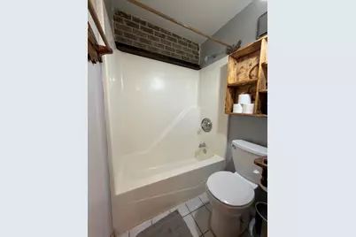 203 Kenneth Circle, Elgin, IL 60120 - Photo 20