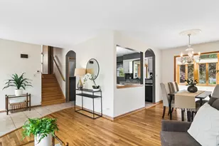 117 N Maple St, Palatine, IL 60067 - Photo 4