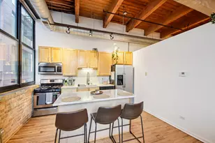 215 N Aberdeen St, Chicago, IL 60607 - Photo 4