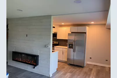 7 Cour Deauville Court, Palos Hills, IL 60465 - Photo 2