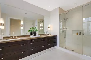 118 E Erie St, Chicago, IL 60611 - Photo 30