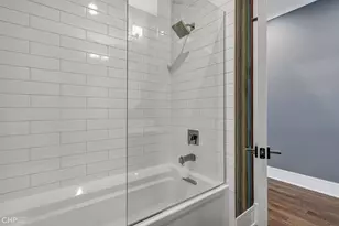 5748 N Hermitage Ave, Chicago, IL 60660 - Photo 24